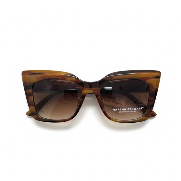 Martha Stewart Accessories - Martha Stewart Brown Tortoise Sunglasses with case